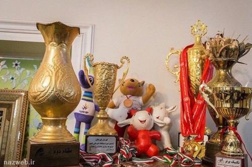 چهره های گریان منزل گلبارنژاد / تصاویر
