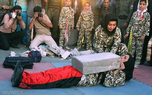 عکس های دختران و زنان پلیس ایران با تمرینات سخت