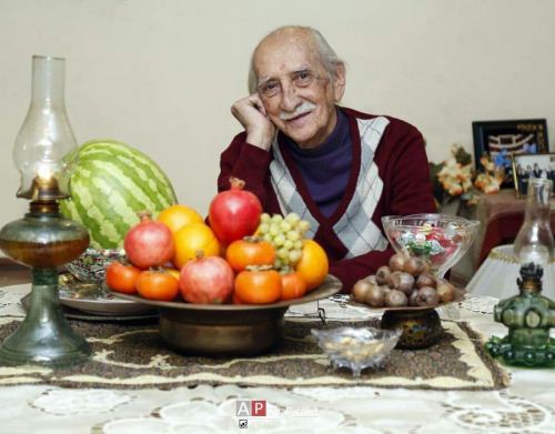 عکس های داغ و دیدنی بازیگران در شب یلدا (1)