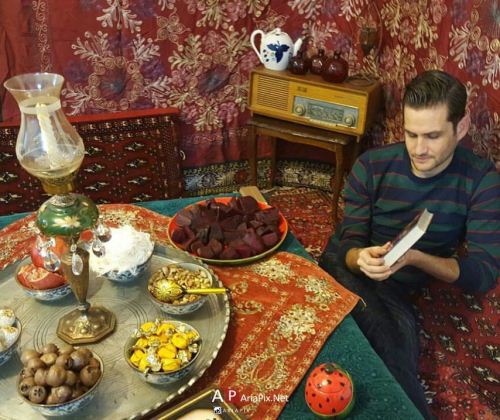 عکس های داغ و دیدنی بازیگران در شب یلدا (1)
