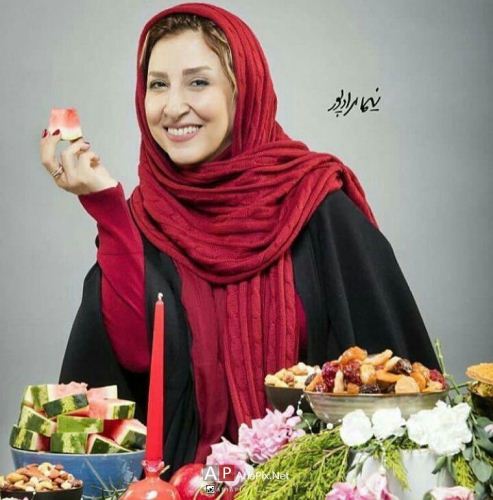 عکس های داغ و دیدنی بازیگران در شب یلدا (1)