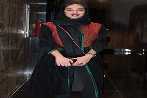 مدل مانتو سحر دولتشاهی در اکران وارونگی مدل مانتو سحر دولتشاهی در اکران وارونگی