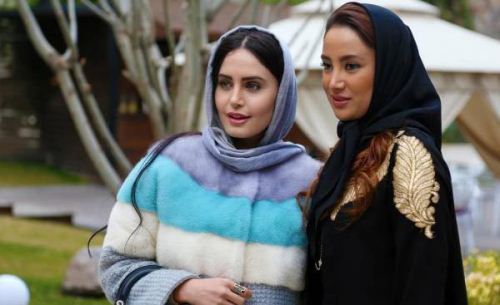 عکس های دیدنی بازیگران جذاب در نمایشگاه بهاره افشاری