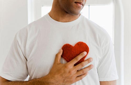 پسری با این نشانه ها عاشق شماست