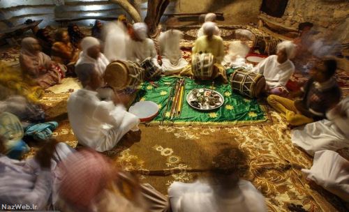 تصاویر و ماجرای عجیب معامله زنان با اجنه !!