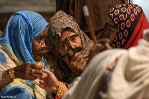 تصاویر و ماجرای عجیب معامله زنان با اجنه !! تصاویر و ماجرای عجیب معامله زنان با اجنه !!