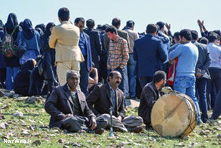 فیلم و تصاویر مراسم خاکسپاری عارف لرستانی