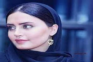 سلفی الناز شاکردوست در خارج از کشور با گوشی مدل بالایش (عکس) سلفی الناز شاکردوست در خارج از کشور با گوشی مدل بالایش (عکس)
