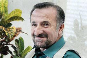 مهران رجبی با گریم دیدنی در نقش خواننده آنور آب (عکس)