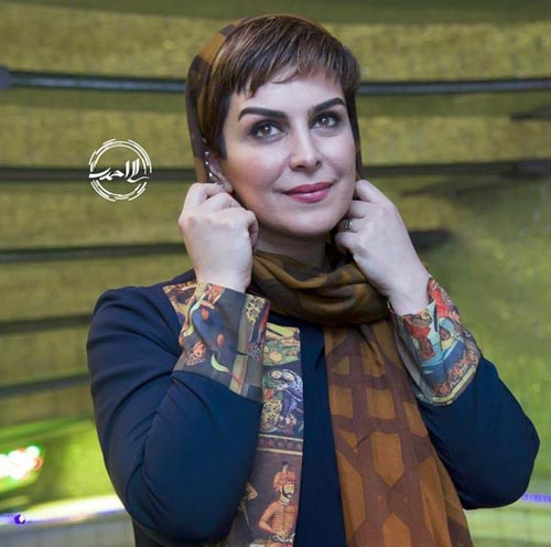 مدل مانتو و مدل موی خاص ماه چهره خلیلی در امتحان نهایی
