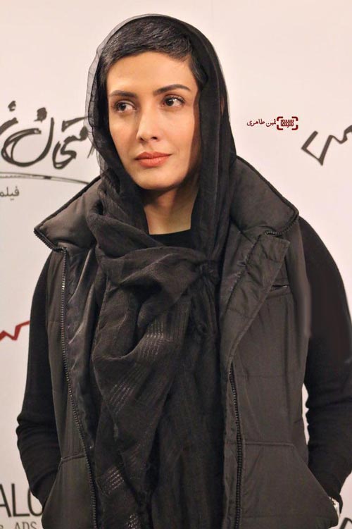 مدل مانتو و مدل موی خاص ماه چهره خلیلی در امتحان نهایی