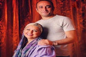 عکس های صمیمی عارف لرستانی در کنار همسرش عکس های صمیمی عارف لرستانی در کنار همسرش