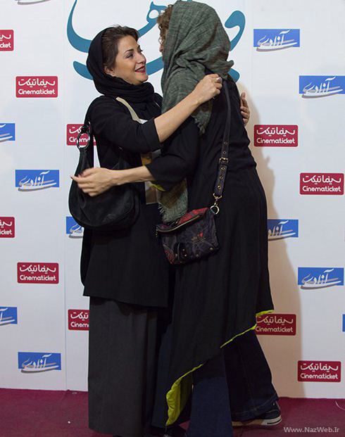 شیطنت دو خانم بازیگر کشور جنجالی شد (عکس)