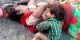 تکان دهنده از شیر خوردن کودکی از جسد رها شده مادرش (تصاویر)