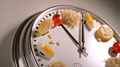 بهترین ساعت غذا خوردن برای کاهش وزن