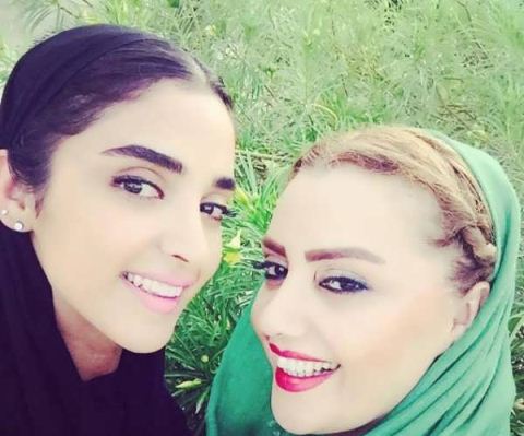 چهره زیبای مادر الهه حصاری بازیگر معروف همه را شوکه کرد ! عکس