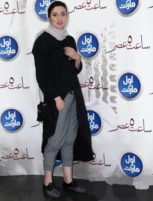 مدل شلوار جنجالی مینا وحید سوژه شد (تصاویر)