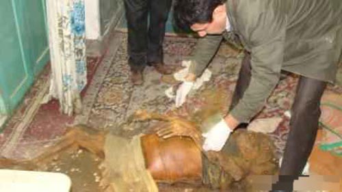 کشف جسد مردی بعد یکسال در خانه اش در دزفول ( تصاویر 18+)