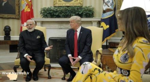 مدل لباس 700 هزار دلاری همسر ترامپ جنجالی شد (عکس)