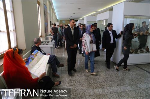 تیپ و مدل لباس گشت و گذار خانم شهردار در تهران (تصاویر)