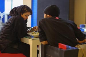 قطع کردن دست دختر زیبا توسط دوست پسرش 18+ عکس قطع کردن دست دختر زیبا توسط دوست پسرش 18+ عکس