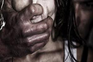 دختر بچه ای که 3 سال کنیز جنسی بود ! + عکس