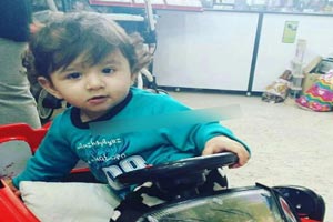 گفتگوی تصویری با پدر و مادر اهورا 2 ساله قربانی تجاوز در رشت