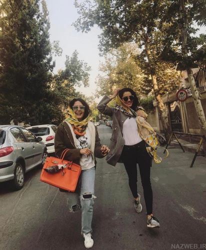 تیپ جنجالی الناز شاکردوست و خواهرش در خیابان گردی + عکس