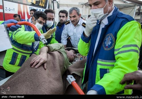 تصاویر آخر الزمان! تصاویر زلزله کرمانشاه چرا نگریم شیشه دلم صد تکه شد