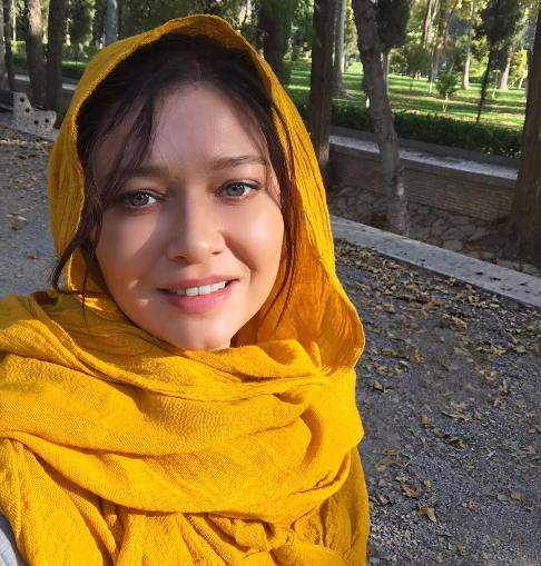 سلفی زیبا و عاشقانه بازیگر زن ترکیه ای در اصفهان
