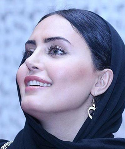 سلفی و تیپ کف آسفالتی الناز شاکردوست و انگیزه جالبش