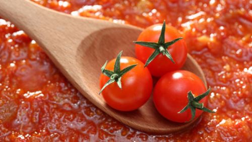 آموزش کامل روش تهیه رب گوجه فرنگی