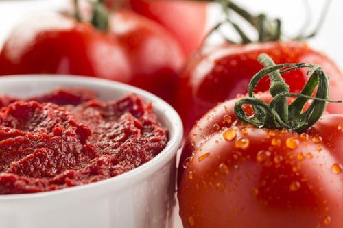 آموزش کامل روش تهیه رب گوجه فرنگی