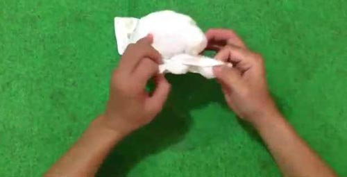 تزئین تصویری حوله به شکل کوسه برای سیسمونی + فیلم