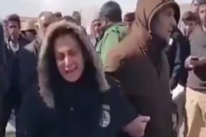 تماس یکی از مسافران هواپیمای تهران یاسوج/ فیلم تماس یکی از مسافران هواپیمای تهران یاسوج/ فیلم