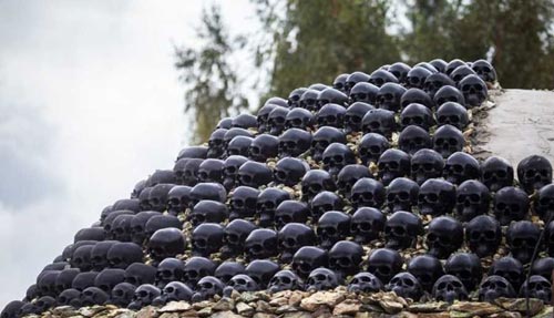 عکس های ترسناک و عجیب ترین خانه دنیا در بلاروس