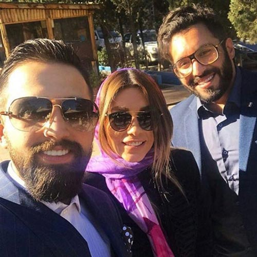 عکس های عاشقانه و جلف محسن افشانی و همسرش سویل تیانی خیابانی در ملاء عام!