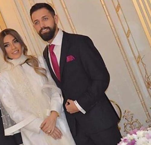 عکس های عاشقانه و جلف محسن افشانی و همسرش سویل تیانی خیابانی در ملاء عام!