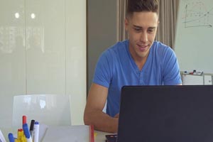 مهم‌ترین قوانین ست کردن لباس مردانه برای محل کار