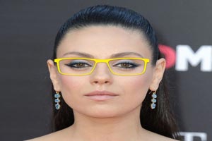 راهنمای انتخاب عینک متناسب با فرم صورت با تصاویر
