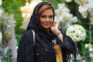 مدل مانتوهای جدید بازیگران در مراسم رونمایی عطر بهاره رهنما مدل مانتوهای جدید بازیگران در مراسم رونمایی عطر بهاره رهنما
