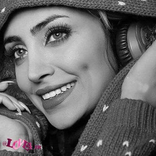 جدیدترین سلفی های الهام عرب منتشر شد/ بیوگرافی الهام عرب