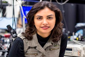 عکس های مونا جراحی تک دختر زیبا و پروفسور ایرانی در جهان + بیوگرافی عکس های مونا جراحی تک دختر زیبا و پروفسور ایرانی در جهان + بیوگرافی