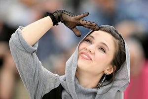 ژست های عجیب مرضیه رضایی در جشنواره کن/ عکس های مرضیه رضایی ژست های عجیب مرضیه رضایی در جشنواره کن/ عکس های مرضیه رضایی
