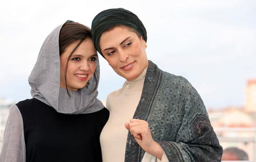 ژست های عجیب مرضیه رضایی در جشنواره کن/ عکس های مرضیه رضایی
