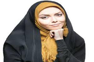 انتقاد جنجالی آزاده نامداری از بازیگرانی که دعوت روحانی را رد کردند