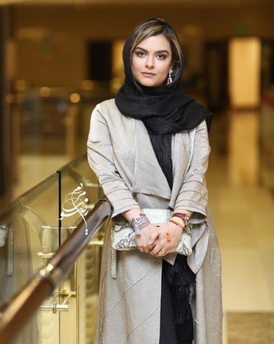 عکس و بیوگرافی دنیا مدنی دختر زیبای رویا تیموریان از همسر اول