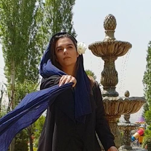 عکس و بیوگرافی دنیا مدنی دختر زیبای رویا تیموریان از همسر اول