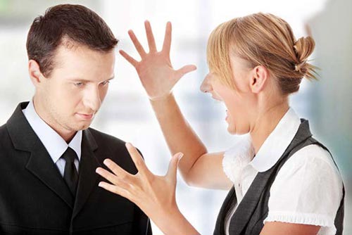 خصوصیات افراد خودخواه و راه های مقابله با آنها