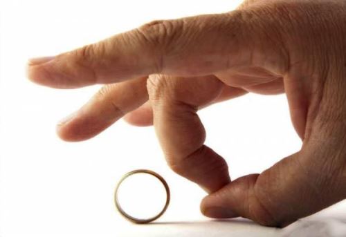 اتاق حجله اجباری دختر 11 ساله با مرد 40 ساله! عکس و داغ ترین خبرهای جذاب